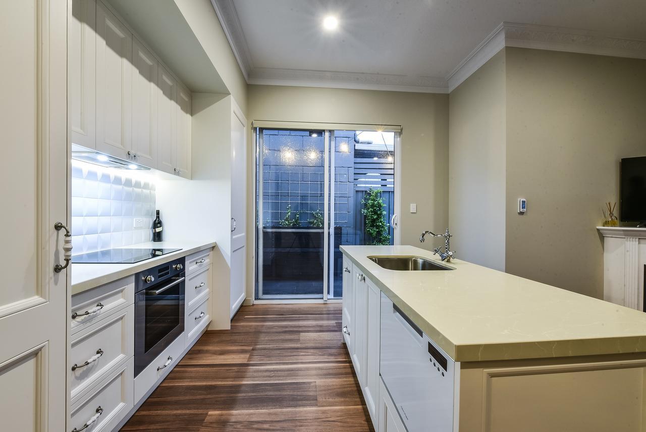 Aloha Central Luxury Apartments Mount Gambier Exterior photo